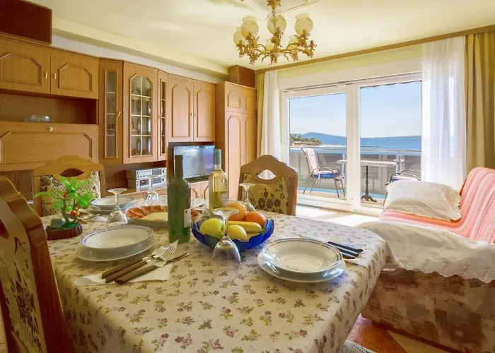 Apartament Mali Marino *