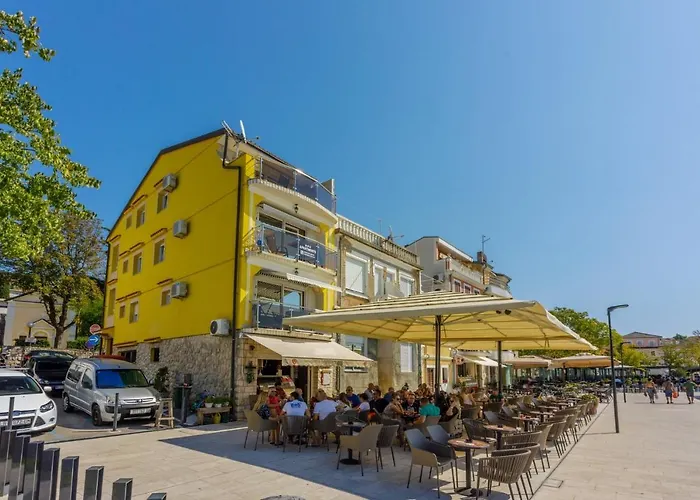 Apartament Mali Marino