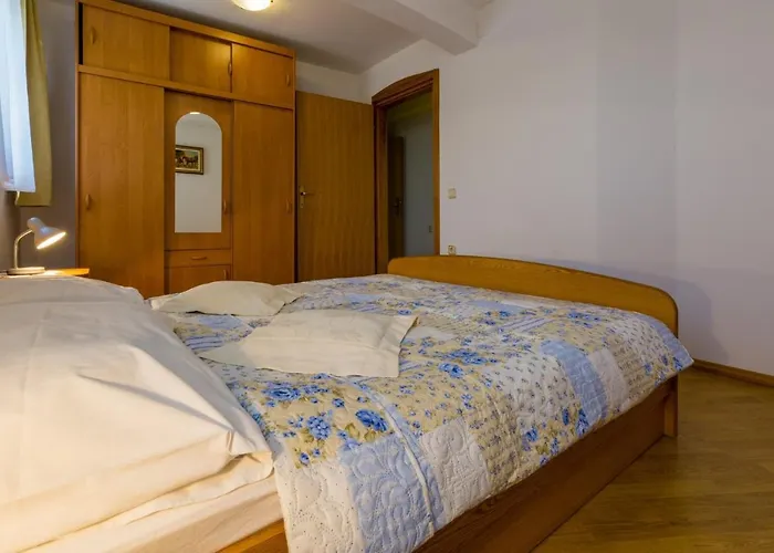 Apartament Mali Marino *
