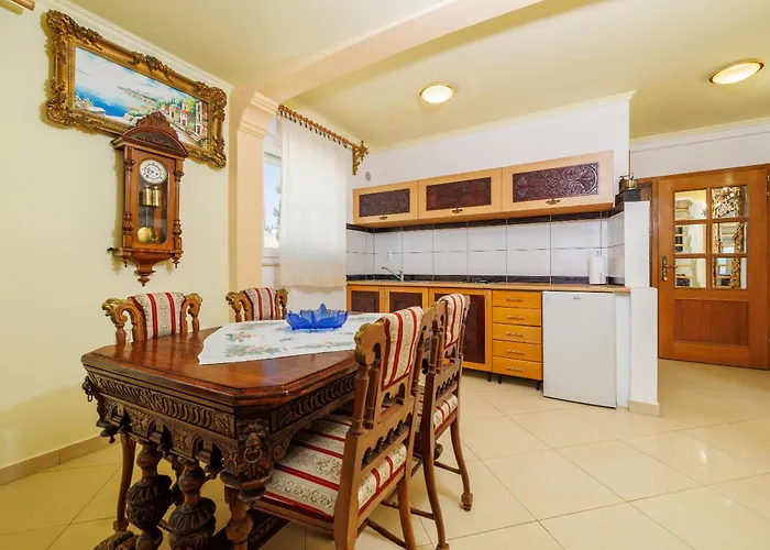 Mali Marino Apartament Selce