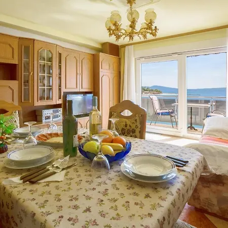 Apartment Mali Marino *