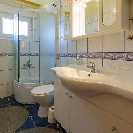 Mali Marino سيلتسي